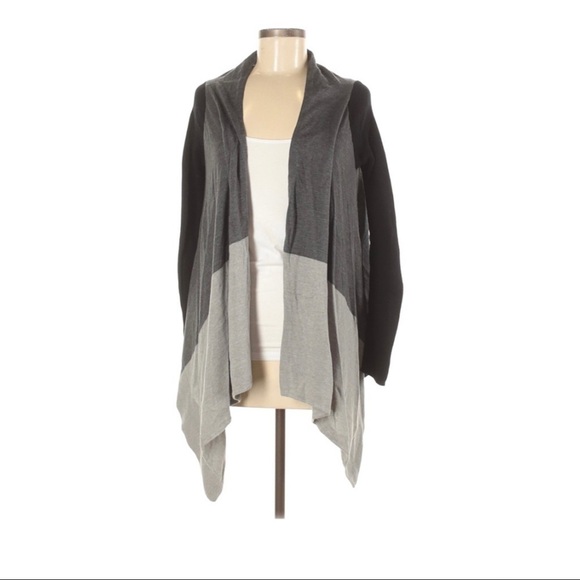 𝅺tri-tone cardigan - Picture 1 of 3